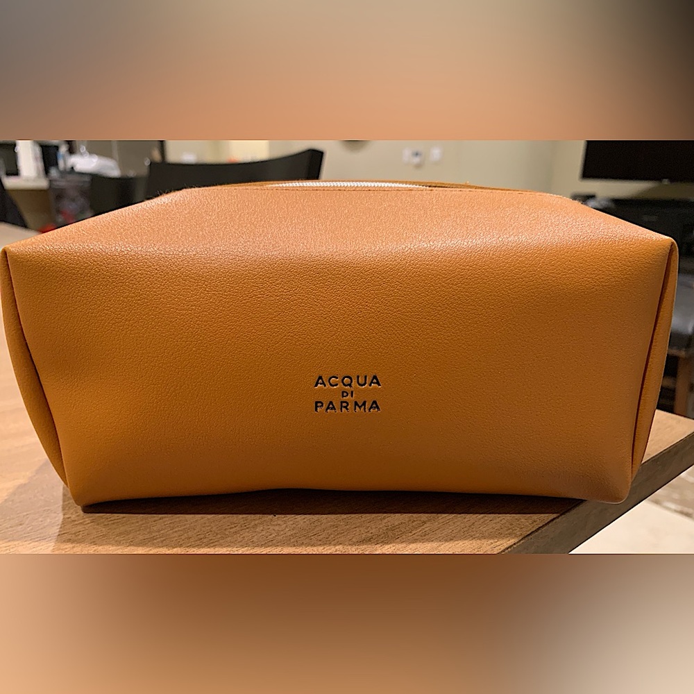 AQUA DI PARMA Cosmetics and Toiletries bag Tan - Picture 2 of 9